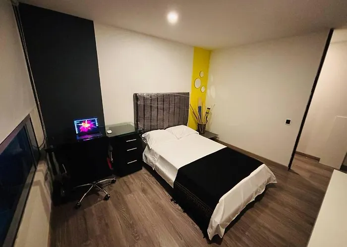 Apartamento Central, Espacioso, Comodo, Calido Y Tranquilo