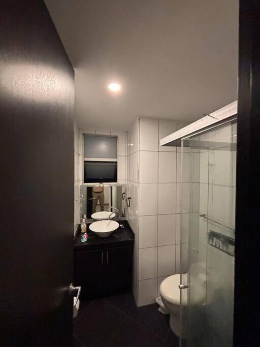 Central, Espacioso, Comodo, Calido Y Tranquilo Bogota