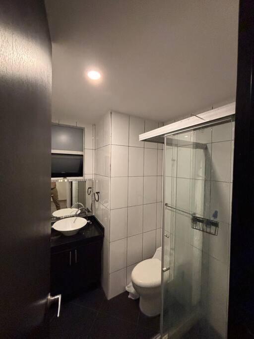 Central, Espacioso, Comodo, Calido Y Tranquilo Apartment Bogota