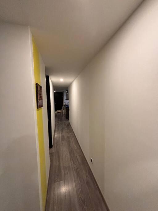 Apartment Central, Espacioso, Comodo, Calido Y Tranquilo Bogota