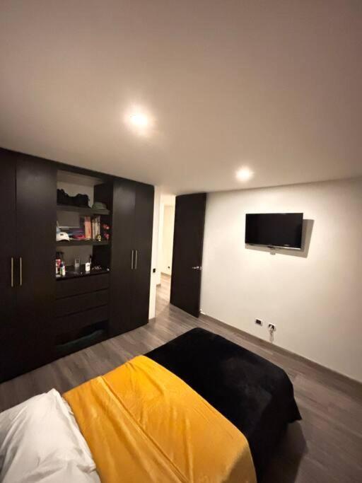 Central, Espacioso, Comodo, Calido Y Tranquilo Apartment Bogota
